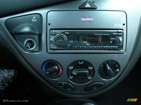 2000 Ford Focus Sony Limited Edition Sedan Controls Photos GTCarLot