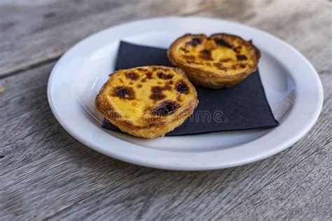 Tartas Tradicionales Portuguesas De Huevo Pastel De Nata Foto De