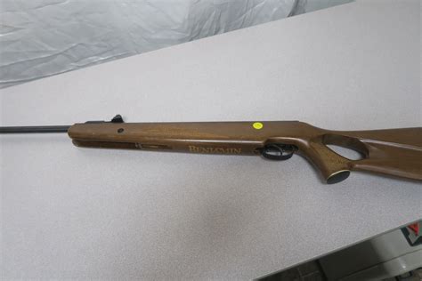 Benjamin Air Rifle Model B1500btm