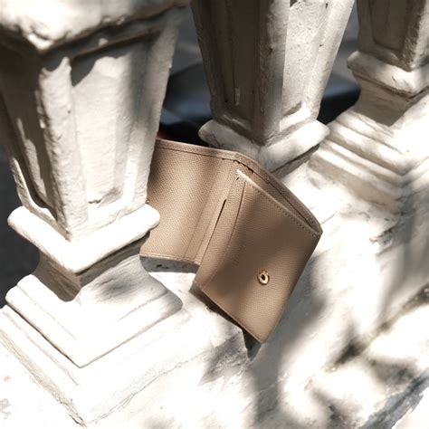 Mua Ví da bò thật Tiny màu Nude Da nhỏ gọn Thiết kế chính hãng từ Lemont giá rẻ nhất TecKi Vn