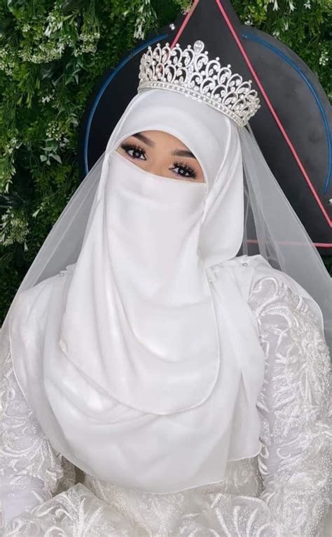 Pin By Agnes Sales On Muslimah Niqabi Bride Muslim Wedding Dress