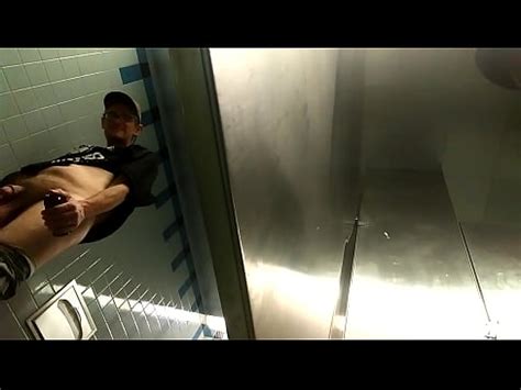 Espiando A Hombres Sin Hogar En El Ba O Xvideos