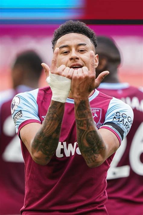 Pin By Carney Chaplin On West Ham United Jesse Lingard Football