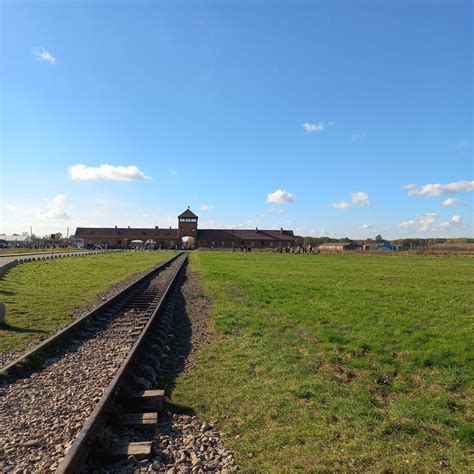 Muzeum Auschwitz Wycieczka Klas Viiia Viiib I Viia Szkola Podstawowa