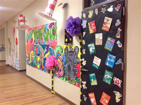 More Hallway Art For Dr Seuss Week Hallway Art Seuss Art