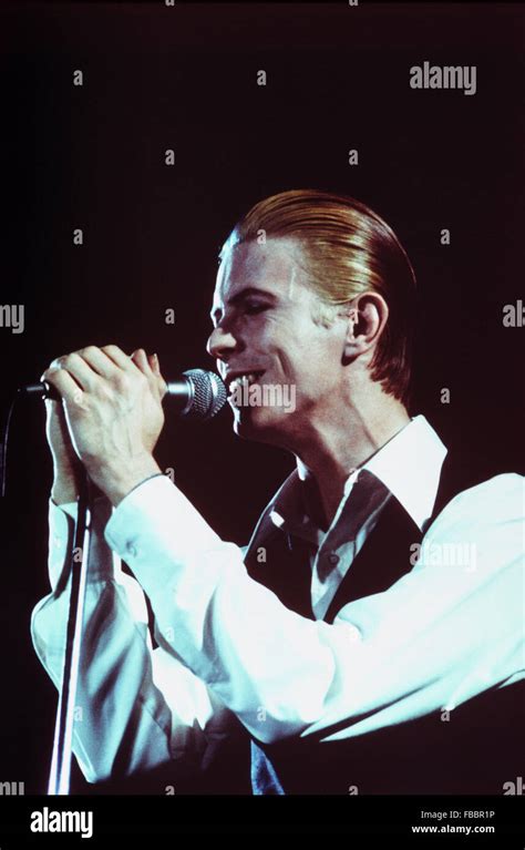 David Bowie 1974 2016 As The Thin White Duke In 1976 Stock Photo Alamy