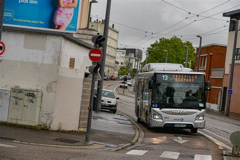 Iveco Bus Urbanway 12 CNG Stan 324 Mr Ibou Flickr