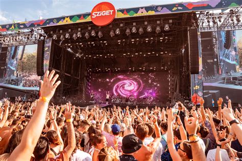 Ko Su Zvezde Koje Dolaze Na Sziget Teenstar Rs