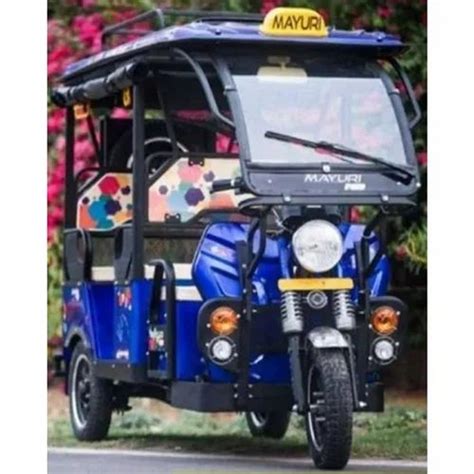 Mayuri Pro Super Plus Blue E Rickshaw Vehicle Capacity 6 Seater At