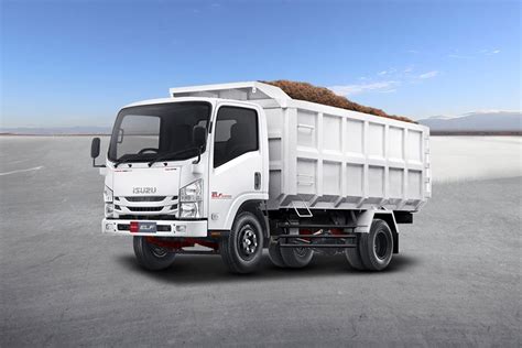 Isuzu ELF (N Series) 6 Wheel 2025 Price, Promo January, Spec & Reviews