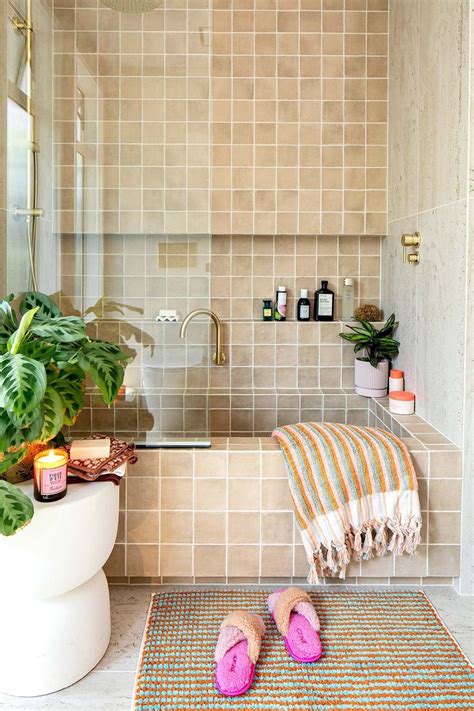 Square tile bathroom – Artofit