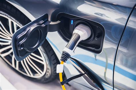 Here’s how the EPA calculates how far an EV can go on a full charge