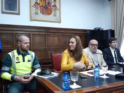 La Dgt Intensifica Vigilancia De Autobuses Escolares