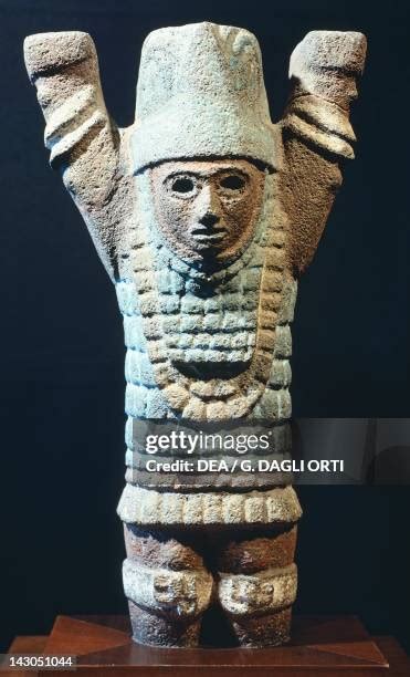 Toltec Statues Photos And Premium High Res Pictures Getty Images