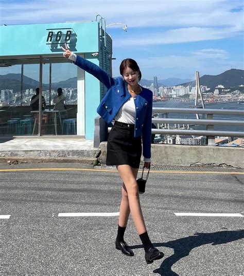 gam màu trang phục hot nhất giúp chị em nâng tầm phong cách Tết mama kênh thông