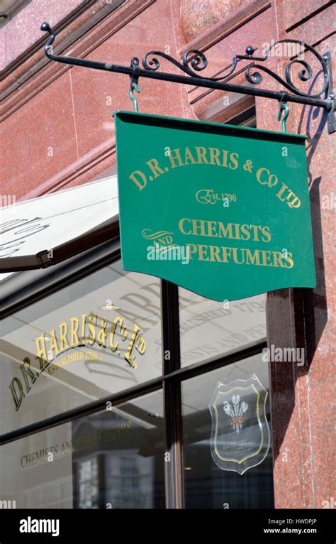 Dr Harris And Co Ltd Chemists And Perfumers In St Jamess St London