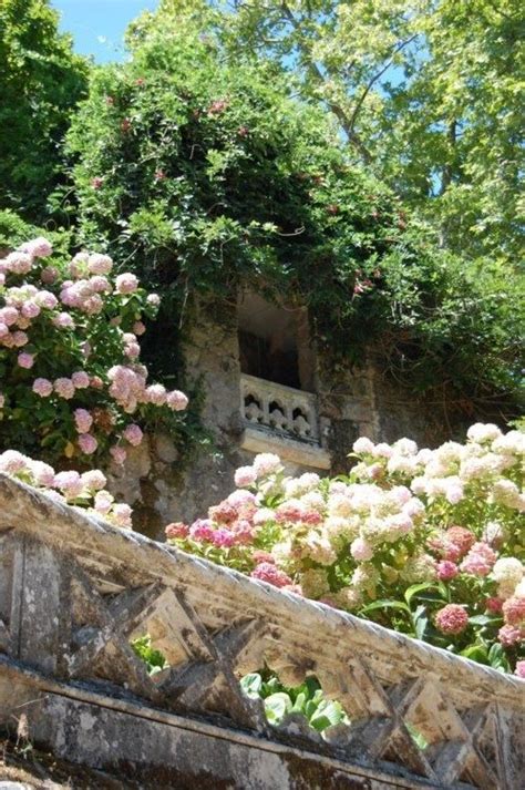 awesomeviews: French Country Exterior/Landscaping