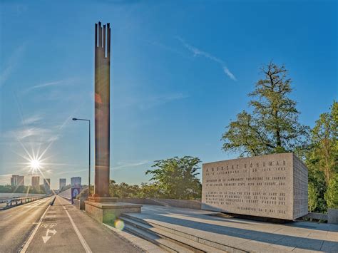 Monument of Robert Schuman - Visit Luxembourg