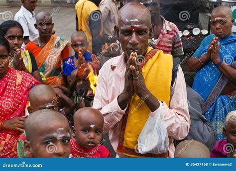 Religious Hindu People of India Editorial Stock Photo - Image of family ...