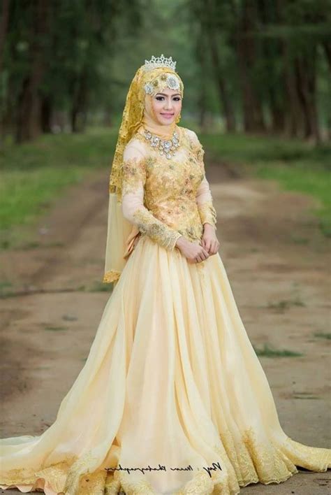 Gaun Pengantin Muslimah Warna Gold Model Gaun Pengantin