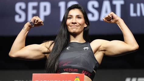 Mexicana Irene Aldana Impuso R Cord De Golpes Conectados En La Ufc