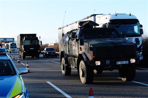 Zum Nato Manöver Tausende Soldaten in Sachsen unterwegs