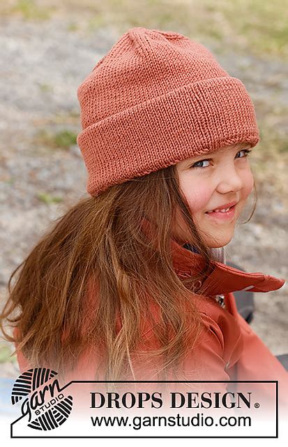 Ravelry October Smiles Hat Pattern By Drops Design