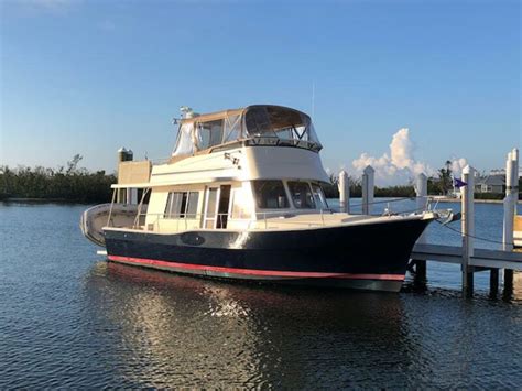 2004 Mainship 40 Trawler Yacht For Sale | Quahog | SI Yachts