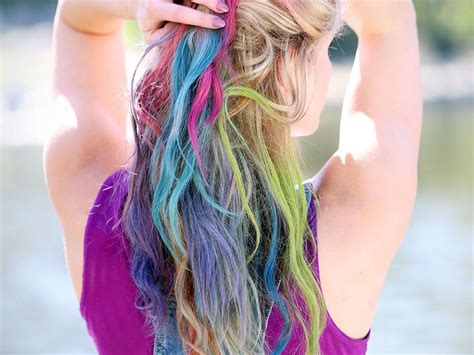 LivingSocial Shop 32 Piece Rainbow Hair Chalk Set Rainbow Hair Hair