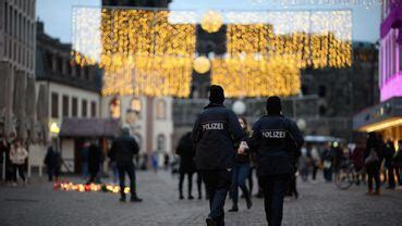 Polizei Amokfahrer Von Trier In Fu G Ngerzone Mindestens Km H