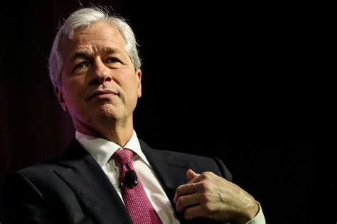 Jpmorgan Chief Executive Jamie Dimon Has Emergency Heart Surgery The New York Times