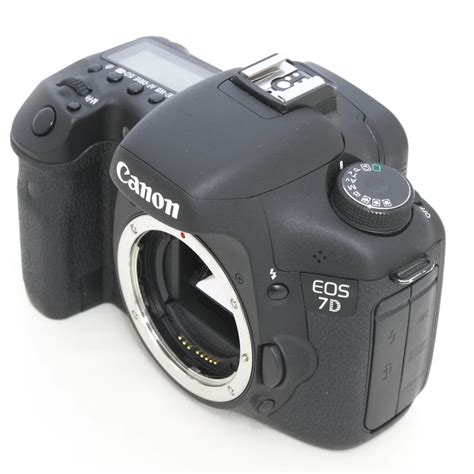 USED Canon EOS 7D Digital SLR Camera Body S N 1580801219