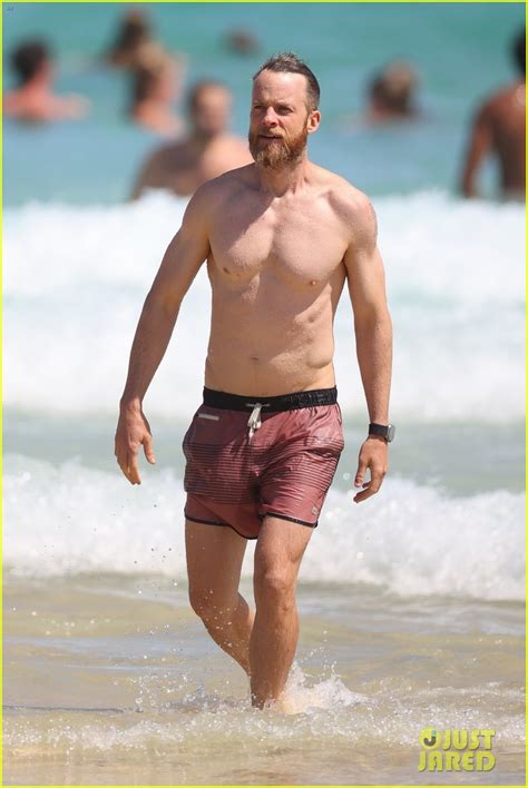 Photo Hamish Blake Shirtless Beach Day Photo Just Jared