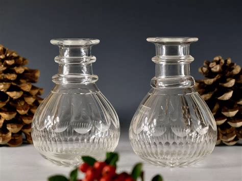 Antique Glass Pair Of Carafes With Two Neck Rings English C1830 In Antique Decanters