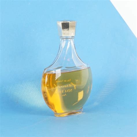 NINA RICCI LALIQUE Farouche 1974 Flacon Amphore En Verre