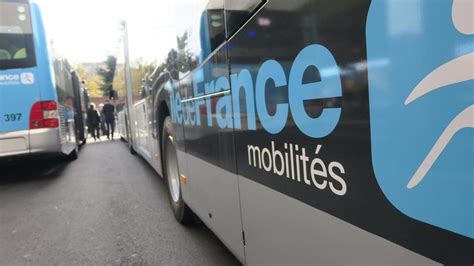 Evry La Tice Inaugure Ses Nouveaux Bus Aux Couleurs DIle De France