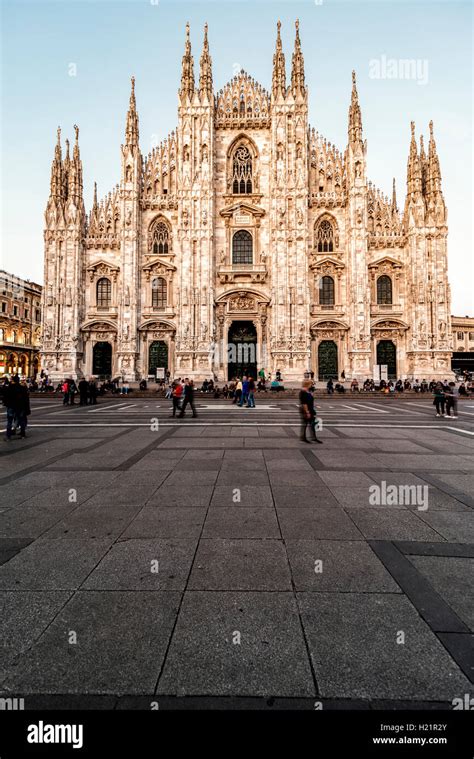 Italy, Milan, view to Milan Cathedral Stock Photo - Alamy