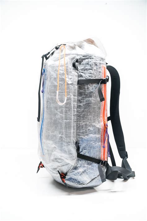 Custom Dyneema mountaineering backpack — Neza Peterca