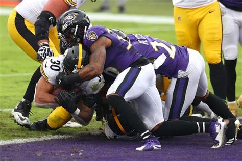 Steelers Stay Unbeaten With 28 24 Comeback Win Over Ravens Wbal