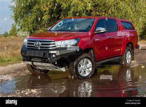 Ukraine Kiew Oktober Roter Neuer X Pickup Mit Toyota Hilux