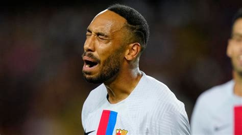 A Aubameyang Le Rompieron La Mandíbula En El Robo Y Se Complicó Su Salida De Barcelona