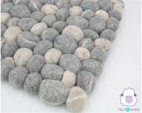 Felt Gray Pebble Rug for Home & Office - Felt & Yarn