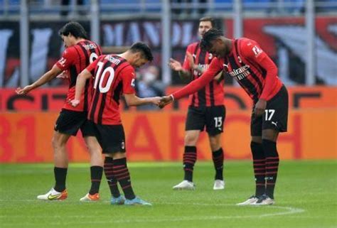 Ac Milan Kudeta Inter Milan Di Puncak Klasemen