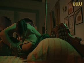 Aayat Khan Nude Aznude