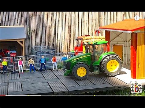 BRUDER TOYS TRACTOR exhibition Farm - YouTube