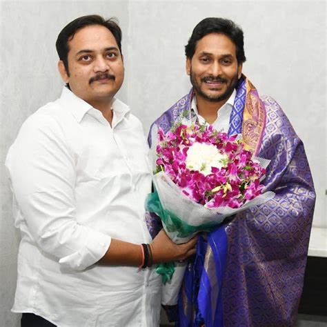 akepati amarnath reddy added  akepati amarnath reddy