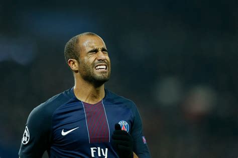 Psg Lucas Moura Je Sens Que Je Progresse