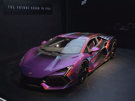 Lamborghini Revuelto Opera Unica Debutta Ad Art Basel Miami Beach