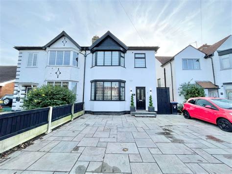 3 Bed Semi Detached House For Sale In West Drive Cleveleys Fy5 £