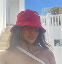 SINEAD MICHAEL Nude AZNude